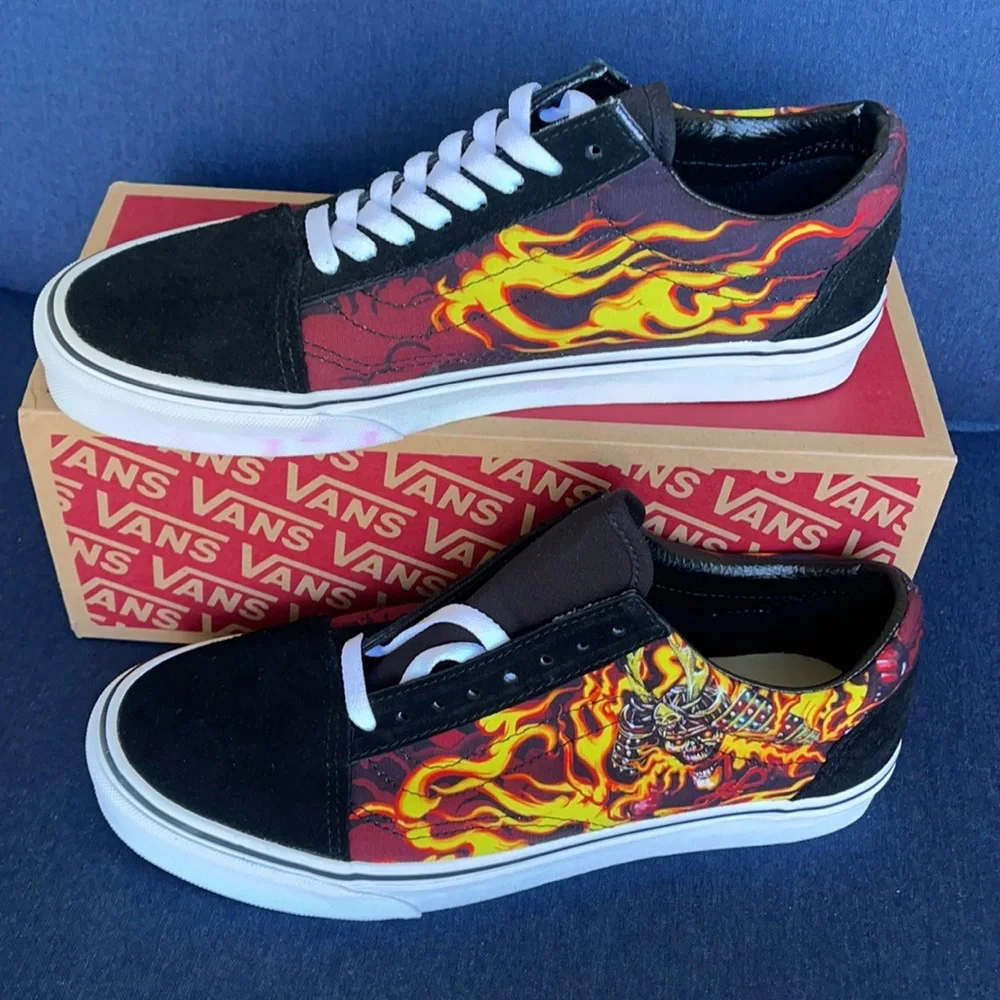 Vans WMNS Old Skool Samurai Rising Black/True White Sneakers - Picture 3 of 16